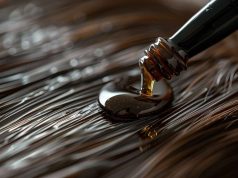 Comment l’huile de ricin favorise-t-elle la croissance des cheveux ? Comment l'huile de ricin favorise-t-elle la croissance des cheveux ?