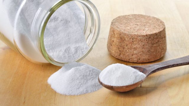 Pourquoi un bain de pieds au bicarbonate est-il votre allié pour des pieds en bonne santé ?