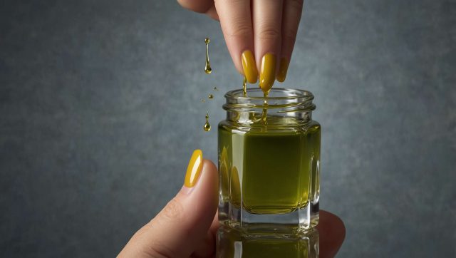 Comment enlever un vernis semi-permanent sans acétone de manière naturelle ?