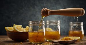 Quel est le remède miracle pour traiter rapidement une extinction de voix ? Quel est le remède miracle pour traiter rapidement une extinction de voix ?