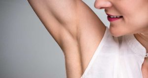 Comment se débarrasser rapidement d’un bouton sous les aisselles ? Comment se débarrasser rapidement d'un bouton sous les aisselles ?