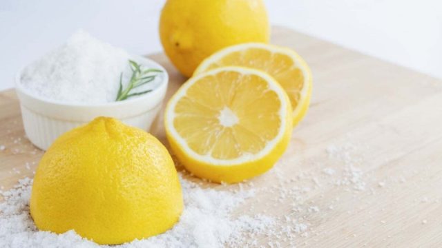 Comment traiter efficacement une langue blanche avec des remèdes de grand-mère ?