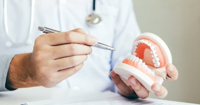 découvrez comment un dentiste a été sanctionné pour imprudence professionnelle, entraînant des conséquences juridiques et financières. informez-vous sur les normes de sécurité en dentisterie et les devoirs des praticiens envers leurs patients.