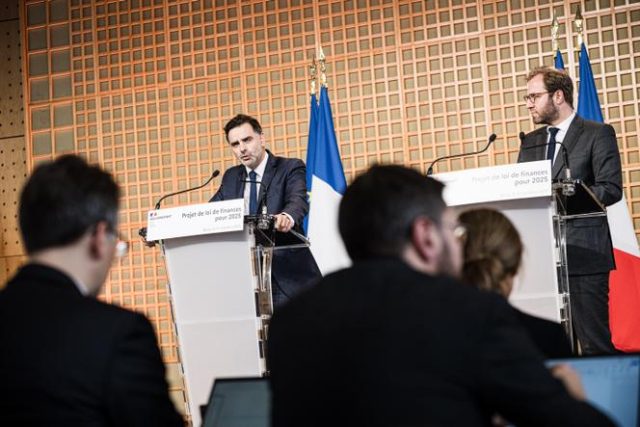 découvrez comment optimiser vos dépenses d'assurance en 2025 avec des conseils pratiques et des stratégies efficaces. réduisez vos coûts tout en maintenant une couverture adaptée à vos besoins.