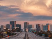 Freeway Insurance se joint à la NASCAR en tant que sponsor phare découvrez comment freeway insurance s’engage en tant que sponsor principal de nascar, soutenant les équipes et les courses tout en renforçant sa visibilité auprès des fans de sports automobiles.