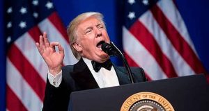 Trump exhorte le secteur de l’assurance santé à réduire ses tarifs découvrez comment trump incite les compagnies d'assurance santé à réduire leurs tarifs, impactant le marché et les consommateurs.