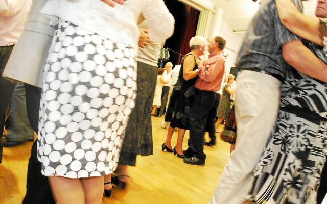 informations sur l'assemblée générale des infirmiers libéraux à pont-l’abbé et l'impact de la hausse des assurances sur leur activité.