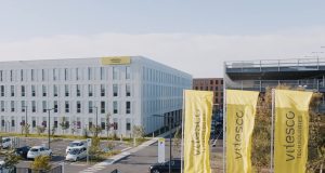 Assurances : Beazley et Zurich annoncent une acquisition stratégique de plus de 8 milliards de livres découvrez comment beazley et zurich ont conclu une acquisition stratégique majeure d'une valeur de 8 milliards, renforçant leur position sur le marché mondial.