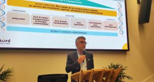 China Life Insurance : un recul des actions malgré des performances annuelles robustes china life : recul des actions malgré de bonnes performances financières, analyse des facteurs influençant la baisse du cours en dépit des résultats positifs.