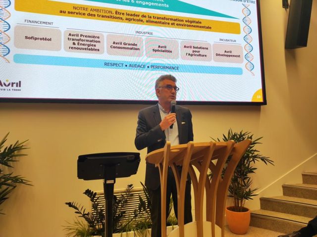 china life : recul des actions malgré bonnes performances china life : recul des actions malgré de bonnes performances financières, analyse des facteurs influençant la baisse du cours en dépit des résultats positifs.