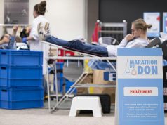 Les cyclistes de l’Ă©quipe AG Insurance-Soudal arboreront un maillot pour promouvoir le don du sang participez Ă notre promotion spĂ©ciale pour cyclistes et contribuez au don du sang. rejoignez-nous pour soutenir une cause vitale tout en profitant d'offres exclusives.