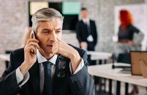 « Où est passé leur argent ? » : 200 épargnants français piégés par une assurance vie aux promesses non tenues découvrez comment certains épargnants français se retrouvent piégés par des contrats d'assurance vie, et apprenez à protéger votre épargne efficacement.