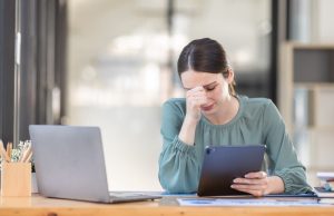 À 86 ans, une femme condamnée suite à une simple erreur de frappe sur son assurance auto une femme de 86 ans condamnée suite à une erreur sur son assurance auto, découvrez les détails de cette affaire judiciaire et ses implications.