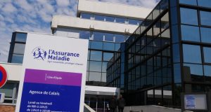 Fraude à l’assurance maladie : les autorités ciblent les centres de soins fictifs découvrez comment lutter contre la fraude à l'assurance maladie liée aux centres fictifs et protégez vos droits avec des informations fiables et des conseils pratiques.