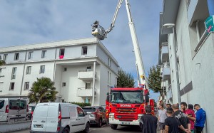 Sept ans après la tempête qui a ravagé le front de mer de Saint-Nazaire, l’assurance condamnée à verser 226 500 € découvrez comment une assurance a été condamnée à verser 226 500 € suite aux dégâts causés par une tempête à saint-nazaire, avec tous les détails de cette décision judiciaire.