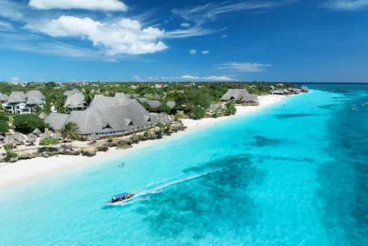 Zanzibar : votre guide complet pour explorer l’île, découvrir ses activités incontournables, choisir vos hébergements et profiter de conseils pratiques découvrez zanzibar avec notre guide complet : activités incontournables, hébergements adaptés à tous les budgets et conseils pratiques pour un séjour inoubliable.